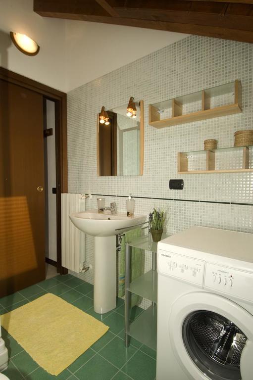 Appartamenti Villa Anna Melegnano Luaran gambar